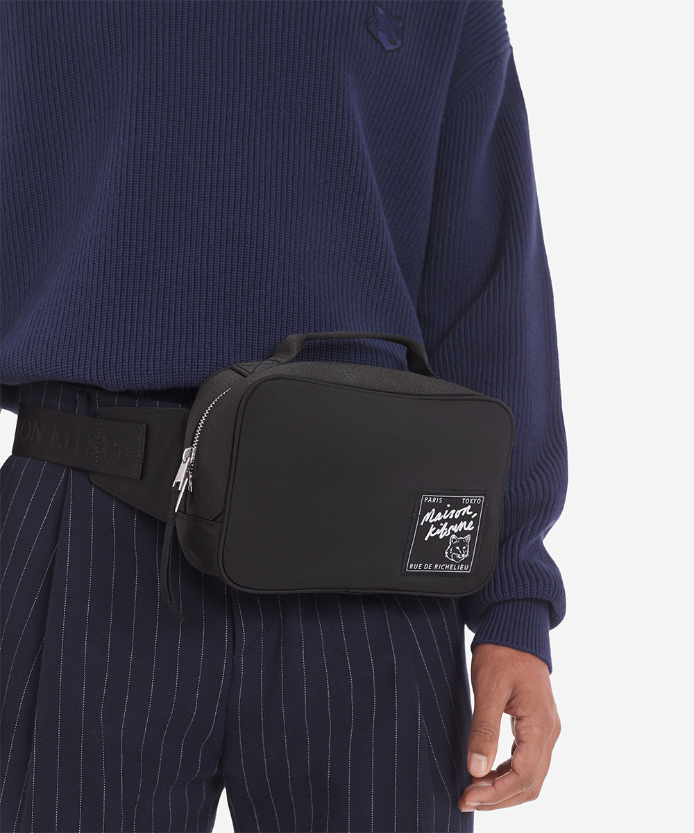 MAISON KITSUNÉ 黎塞留街旅行者系列腰包-黑