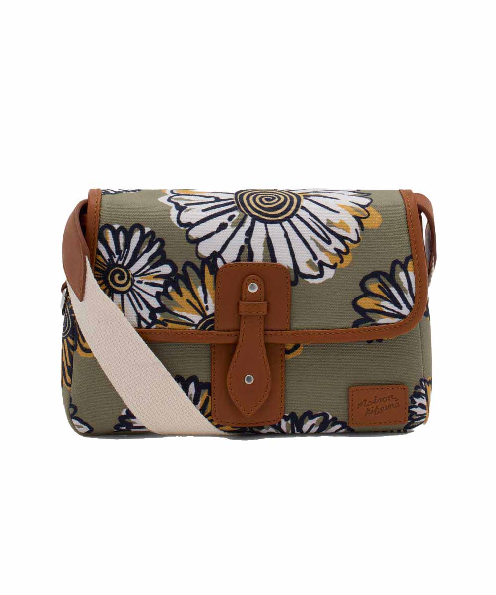 MAISON KITSUNÉ 滿版手繪小雛菊印花帆布側背包/女裝