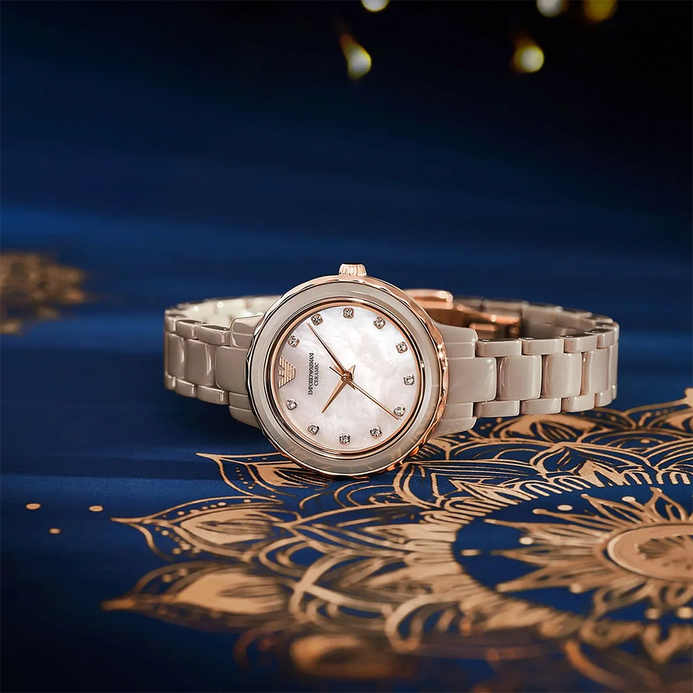 EMPORIO ARMANI 亞曼尼 Cleo 陶瓷晶鑽珍珠貝女錶-奶茶色/32mm(AR70018)