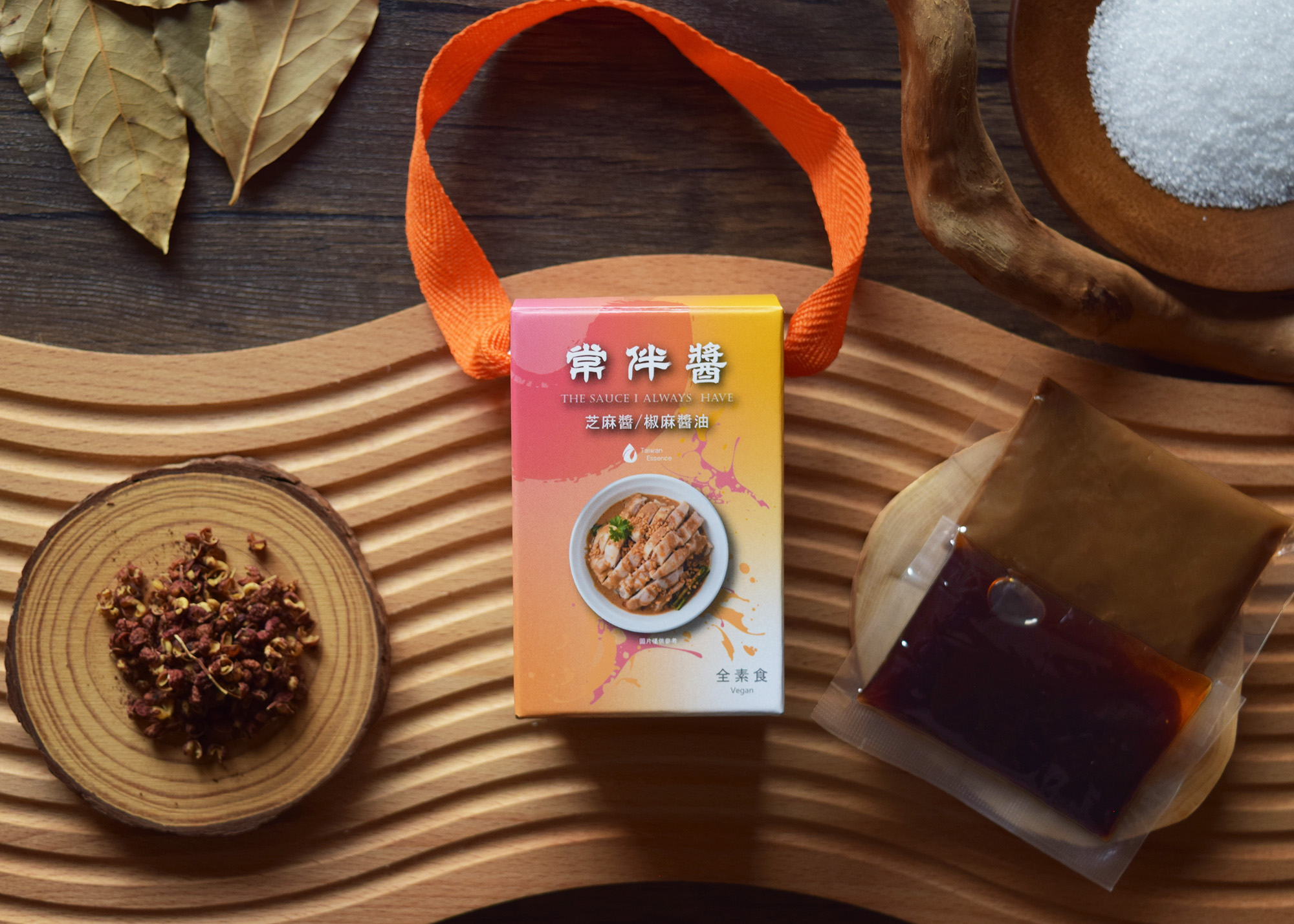 常伴醬 芝麻醬×椒麻醬(微辣)油各3包 / 全素可食 (禮盒提盒裝)